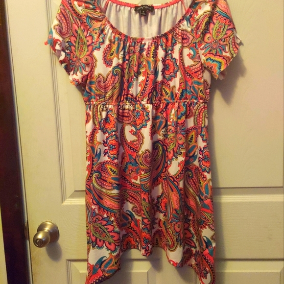 vibrant  paisley fun flared bottom n sleeves nylon mini dress - Picture 1 of 3